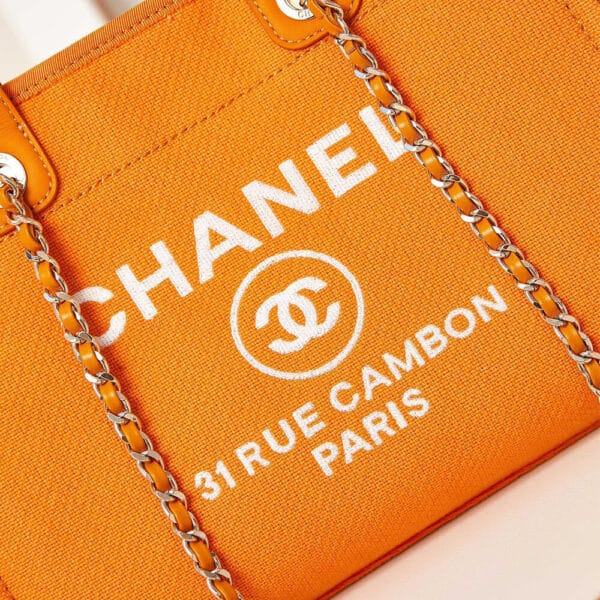 Chanel Small Tote Bag Khaki - Image 6