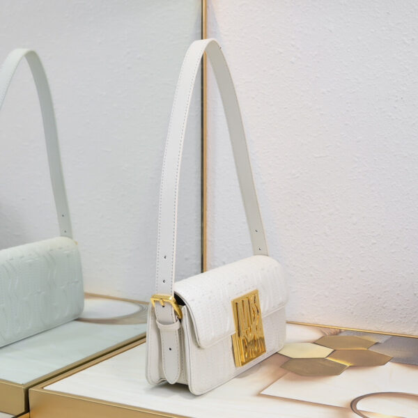 Miss Dior Flap Bag Beige - Image 3