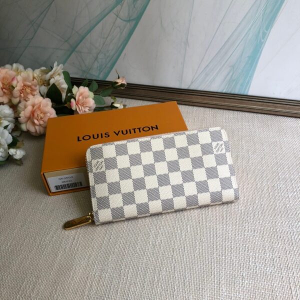 LV Zippy Wallet Beige - Image 2
