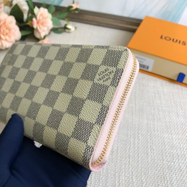 LV Zippy Wallet Beige - Image 3