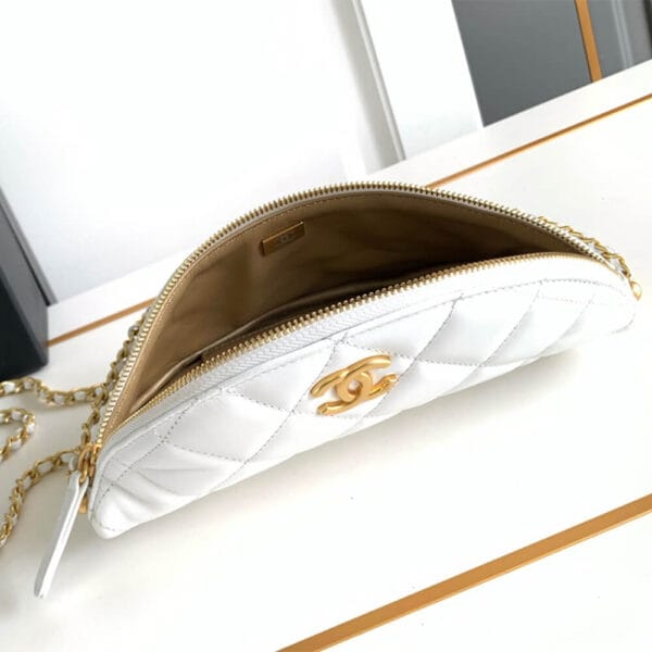 Chanel Waist bag Beige - Image 8