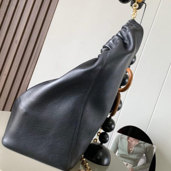 Loewe Medium Squeeze bag in nappa lambskin black - Image 3