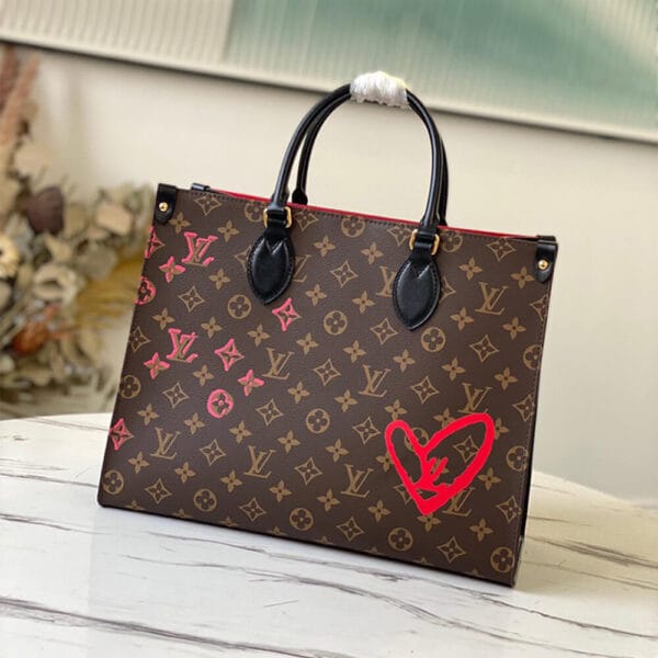 Louis Vuitton ONTHEGO MM black - Image 4
