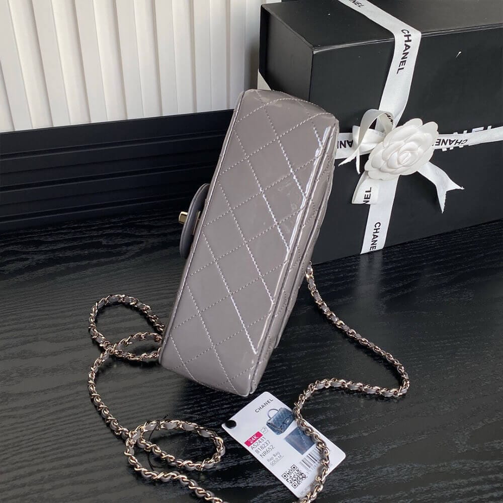 CHANEL Mini Classic Handbag With Top Handle Medium grey - Image 5