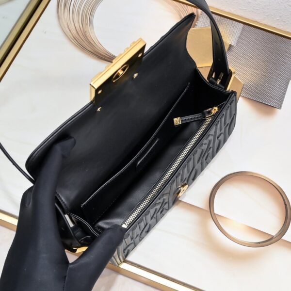 Miss Dior Flap Bag black - Image 8