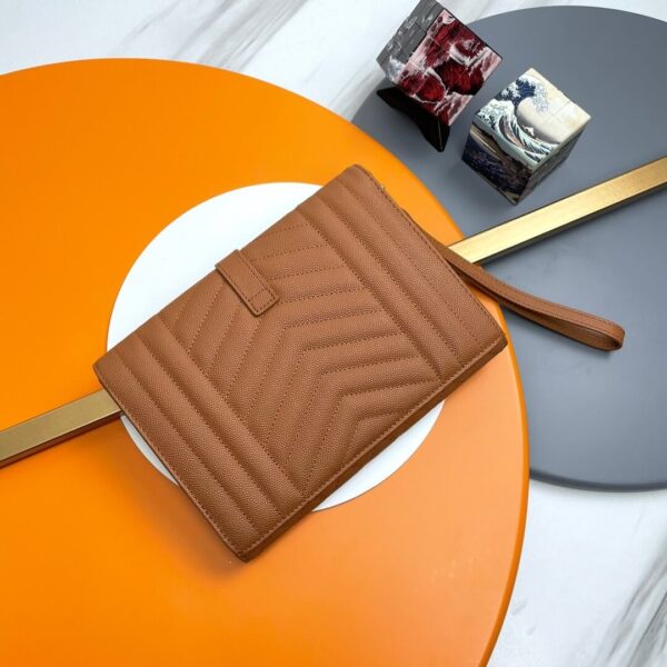 YSL CASSANDRE matelassé leather flap clutch Khaki - Image 4
