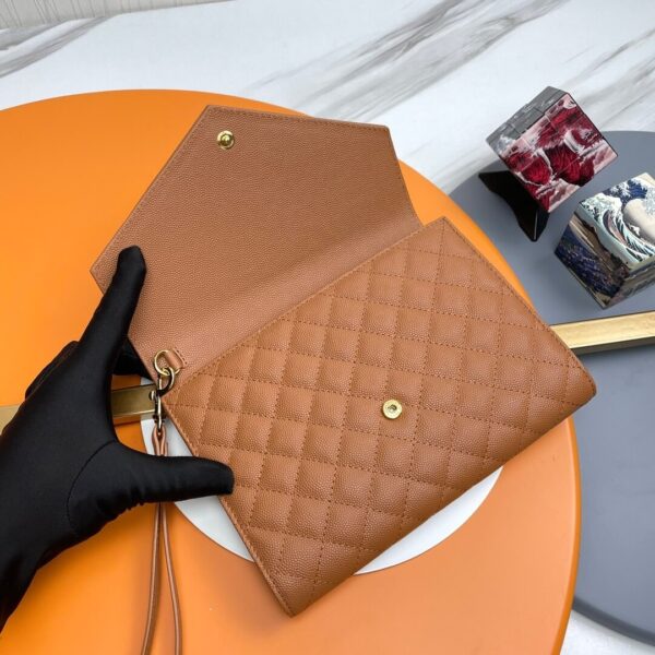 YSL CASSANDRE matelassé leather flap clutch Khaki - Image 5