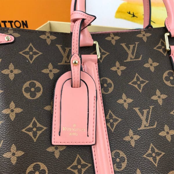 Louis Vuitton SOUFFLOT MM black - Image 6
