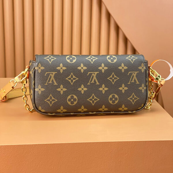 LV Wallet On Chain Ivy black - Image 4