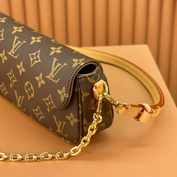LV Wallet On Chain Ivy black - Image 7