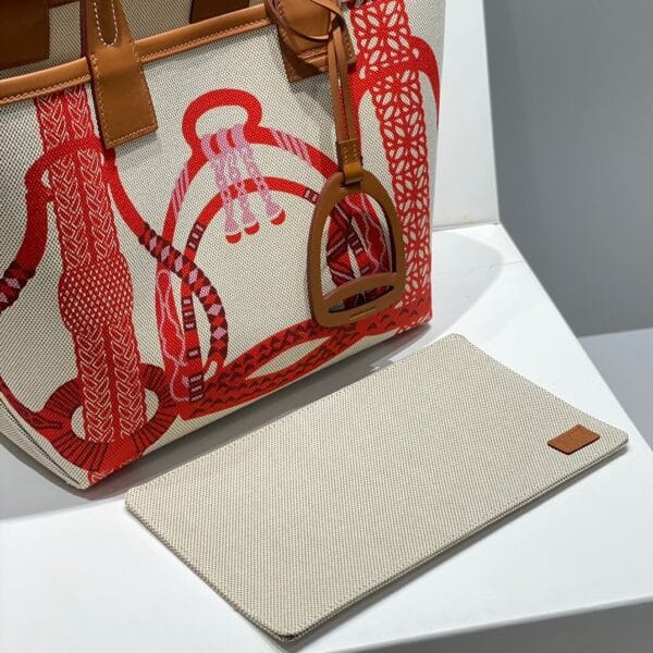 Hermes Steeple 28 bag(high-end grade) Beige - Image 5