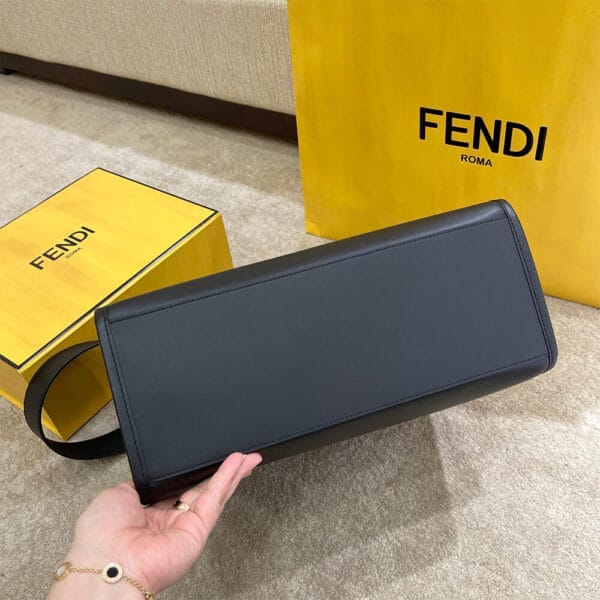 FENDI SUNSHINE Medium Tote Bag black - Image 4
