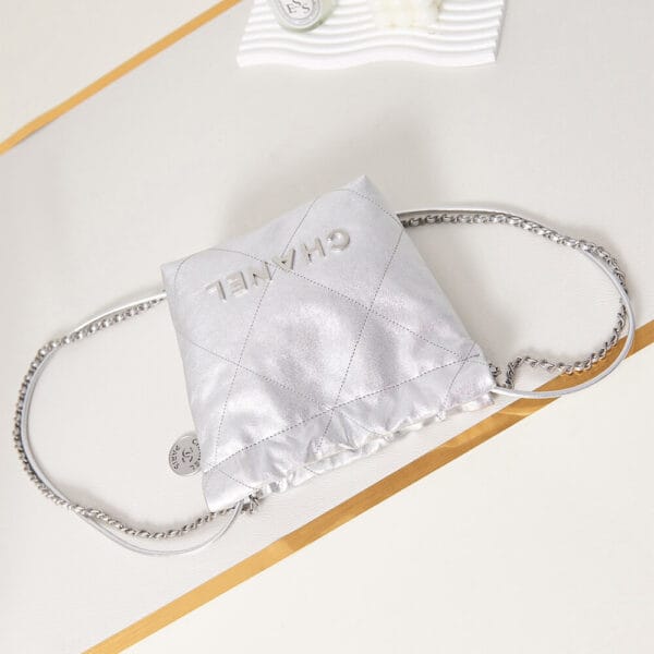 CHANEL 22 MINI HANDBAG Lake Blue - Image 6