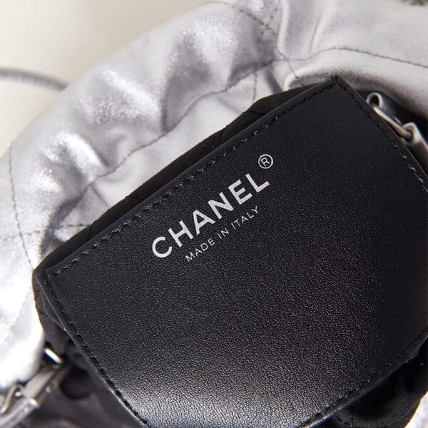 CHANEL 22 MINI HANDBAG Lake Blue - Image 9