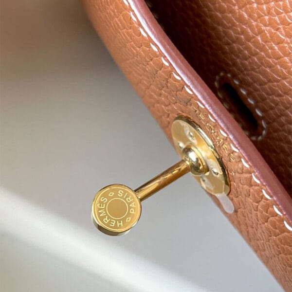 Hermes Lindy Mini Bag Khaki - Image 6