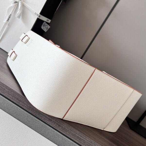 Loewe Small Hammock bag in soft grained calfskin Beige - Image 5