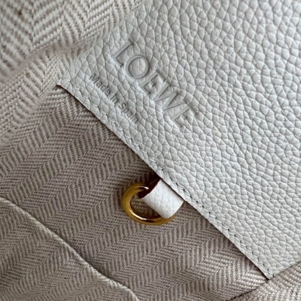 Loewe Small Hammock bag in soft grained calfskin Beige - Image 7