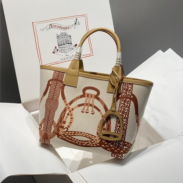 Hermes Steeple 28 bag(high-end grade) Beige - Image 3