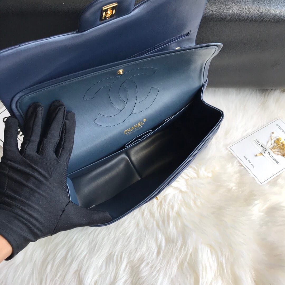 CHANEL LARGE CLASSIC HANDBAG(High-end grade) Dark Olive - Image 8