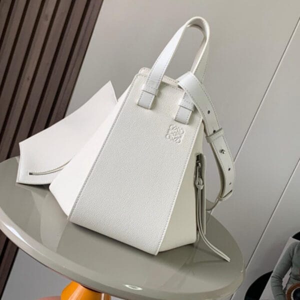 Loewe Small Hammock bag in soft grained calfskin Beige - Image 2