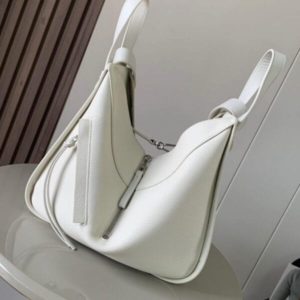Loewe Small Hammock bag in soft grained calfskin Beige - Image 3