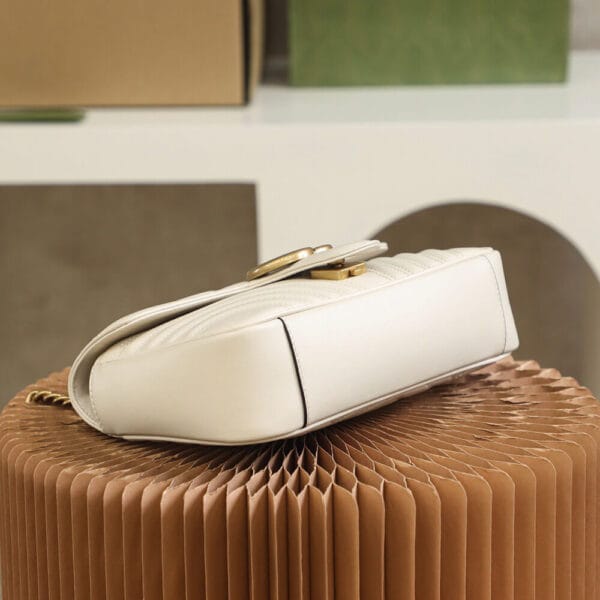 GG Marmont small matelasse shoulder bag Beige - Image 6