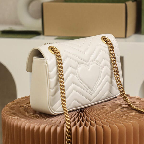 GG Marmont small matelasse shoulder bag Beige - Image 8