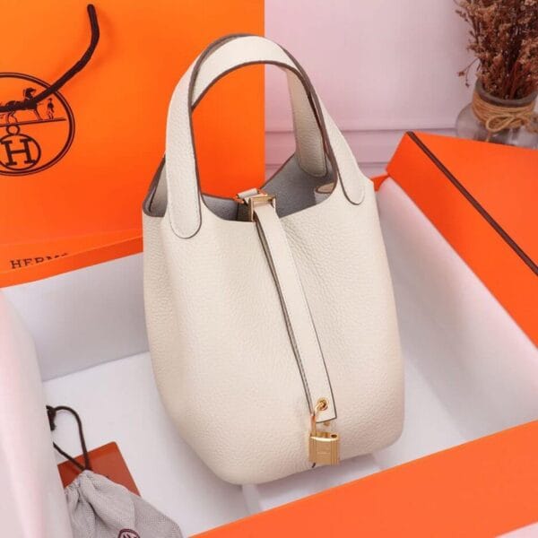 Hermes Picotin Lock 22 bag Beige - Image 3