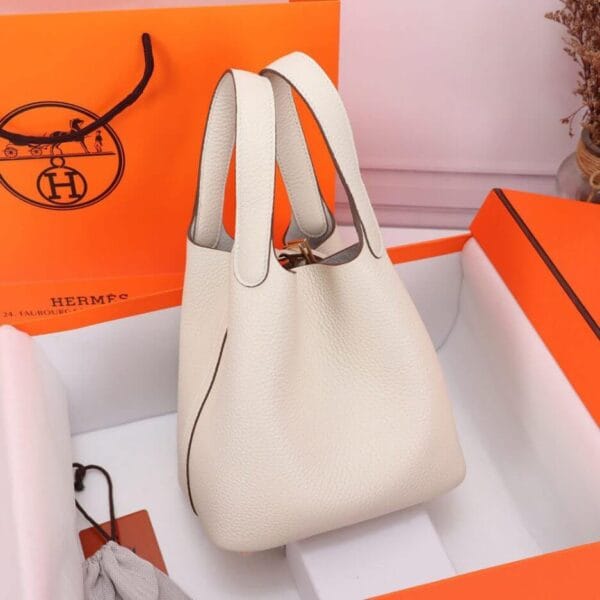 Hermes Picotin Lock 22 bag Beige - Image 4