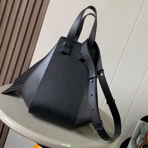 Loewe Small Hammock bag in soft grained calfskin black - Image 4