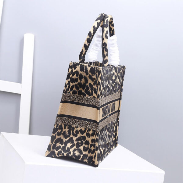 SMALL DIOR BOOK TOTE black - Image 3
