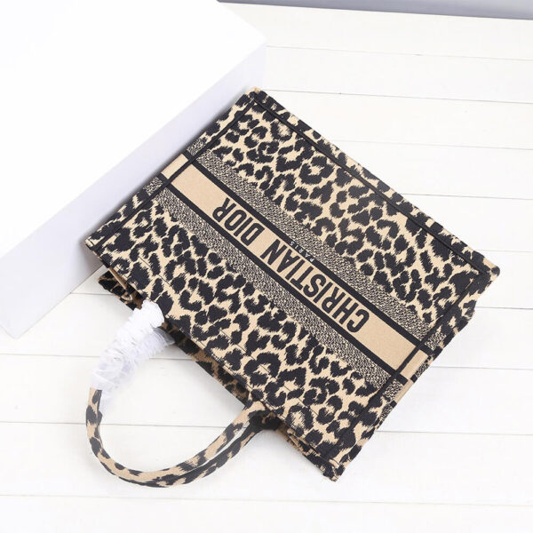 SMALL DIOR BOOK TOTE black - Image 6