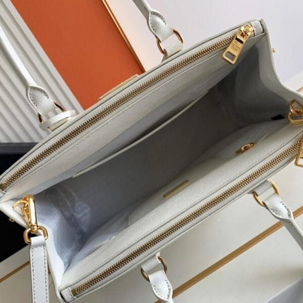Large Prada Galleria Saffiano leather bag Beige - Image 8