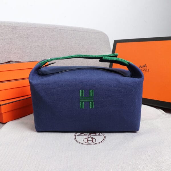 Hermes toiletery bag Dark Olive - Image 2