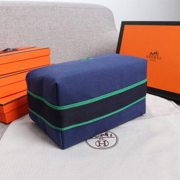 Hermes toiletery bag Dark Olive - Image 5