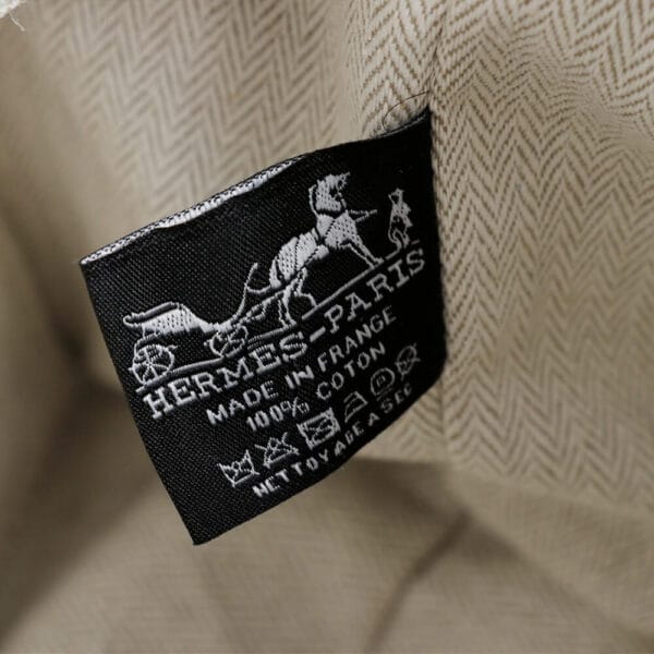 Hermes toiletery bag Dark Olive - Image 7