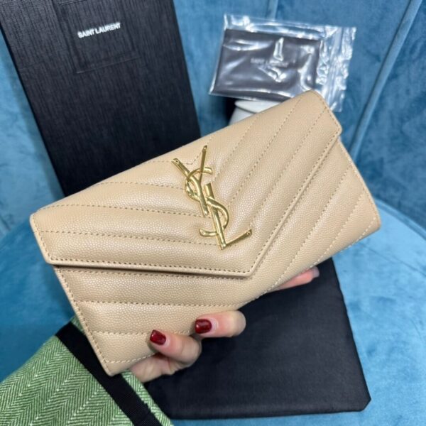 YSL CASSANDRE MATELASSÉ LARGE FLAP WALLET IN GRAIN DE POUDRE LEATHER Beige - Image 6