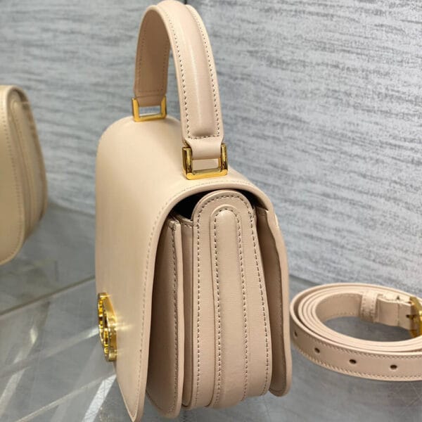Dior Medium 30 Montaigne Avenue Top Handle Bag Beige - Image 3