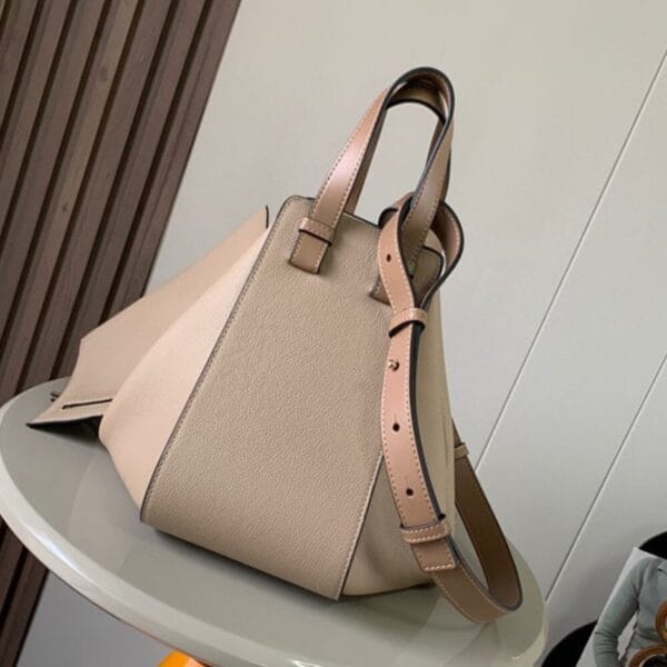 Loewe Small Hammock bag in soft grained calfskin Beige - Image 4