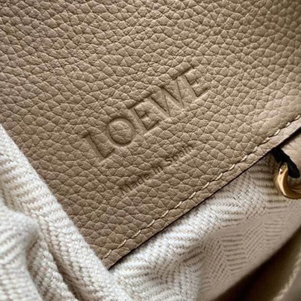 Loewe Small Hammock bag in soft grained calfskin Beige - Image 7