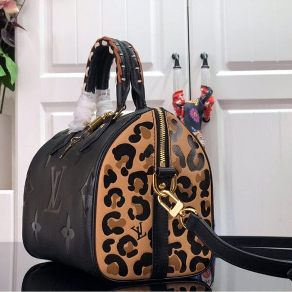 Louis Vuitton SPEEDY BANDOULIERE 25 black - Image 3
