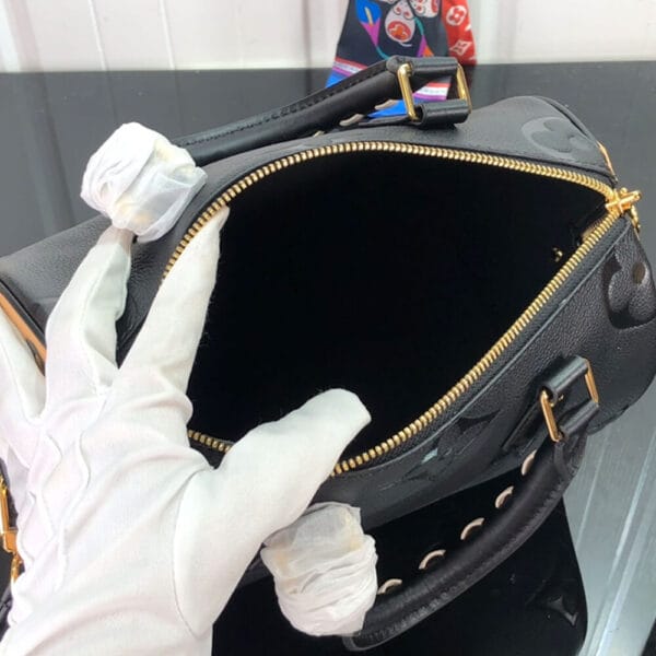 Louis Vuitton SPEEDY BANDOULIERE 25 black - Image 8