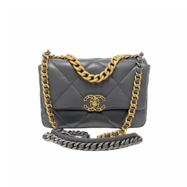 CHANEL 19 HANDBAG black