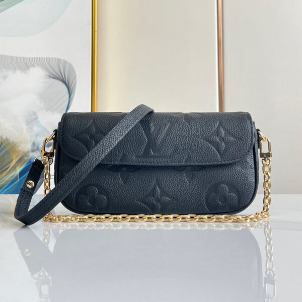 LV Wallet On Chain Ivy black - Image 2