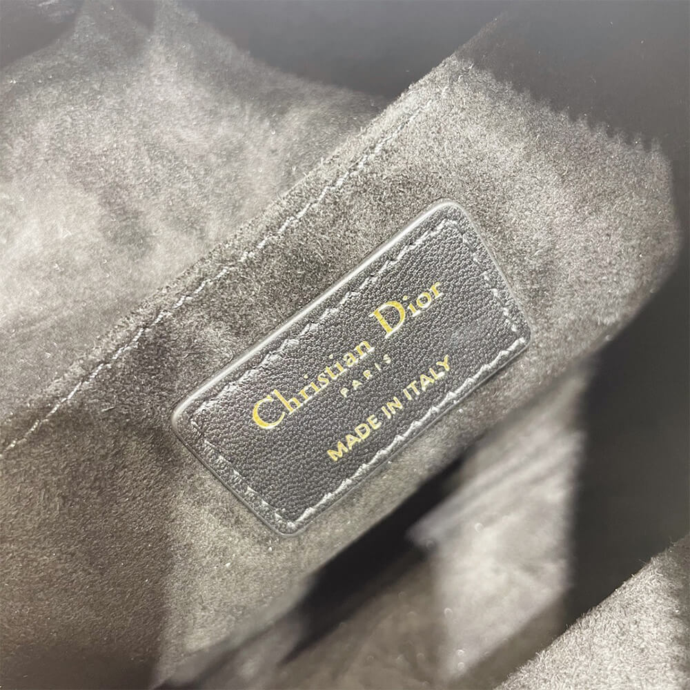 MEDIUM DIOR VIBE HOBO BAG black - Image 8