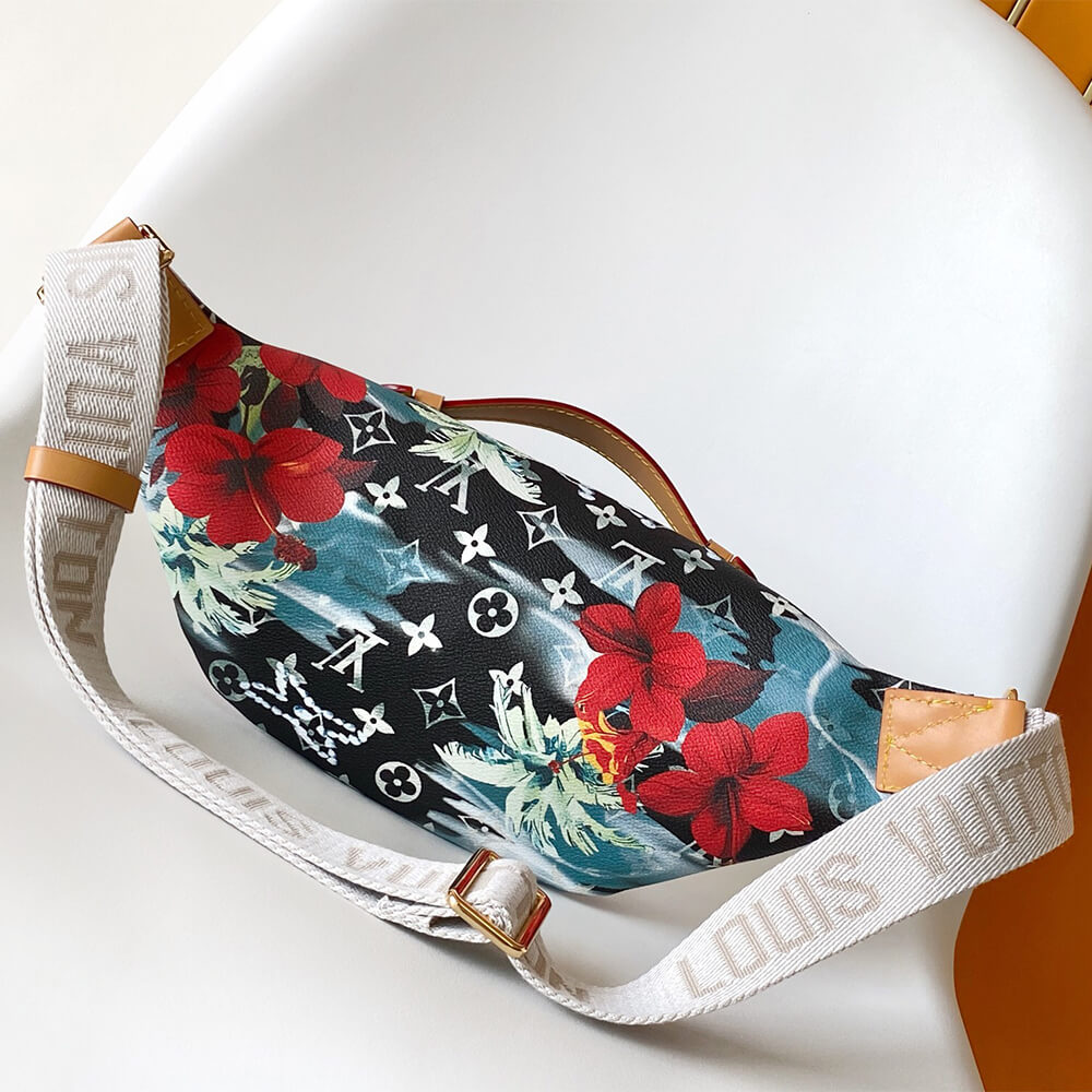 LV Rush Bumbag Beige - Image 4