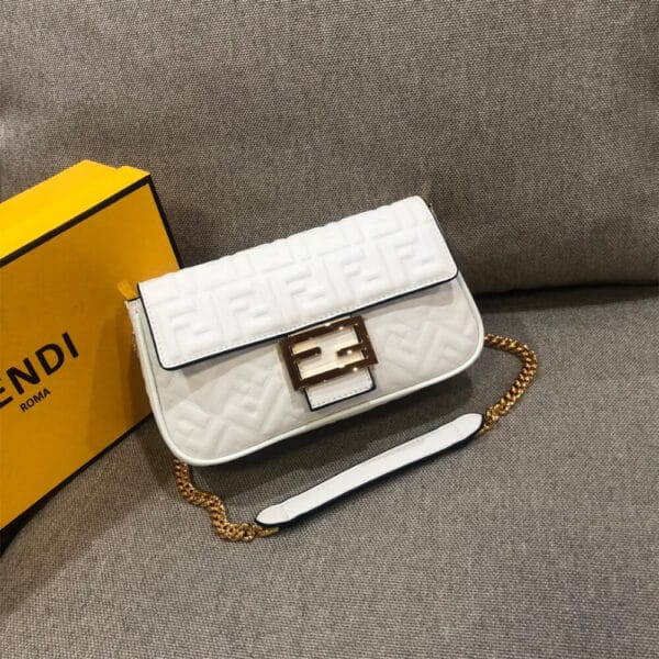 Fendi Baguette Chain Midi Beige - Image 2