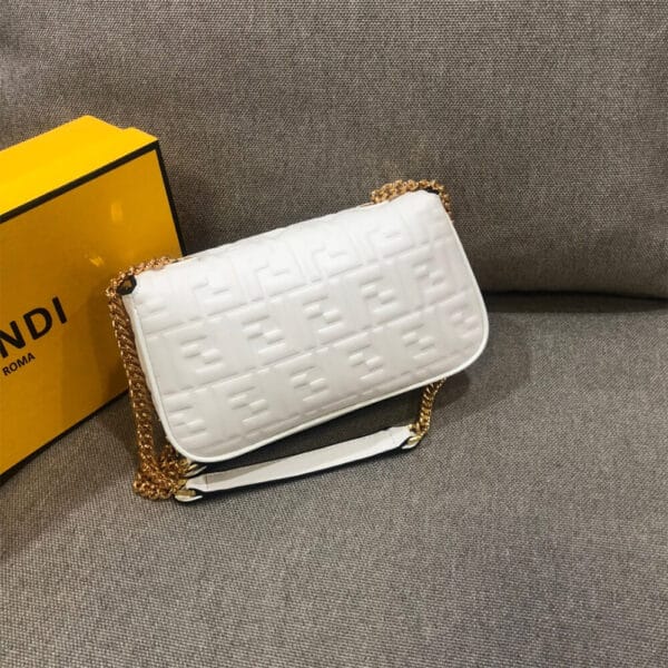 Fendi Baguette Chain Midi Beige - Image 3