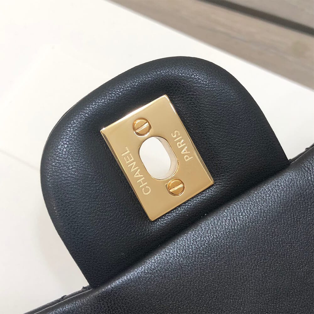 Chanel MINI FLAP BAG black - Image 7