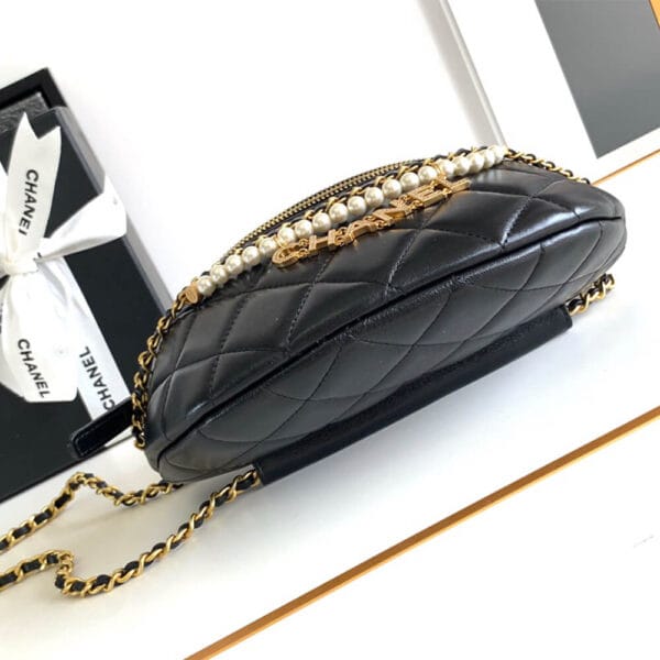 Chanel Waist bag black - Image 5